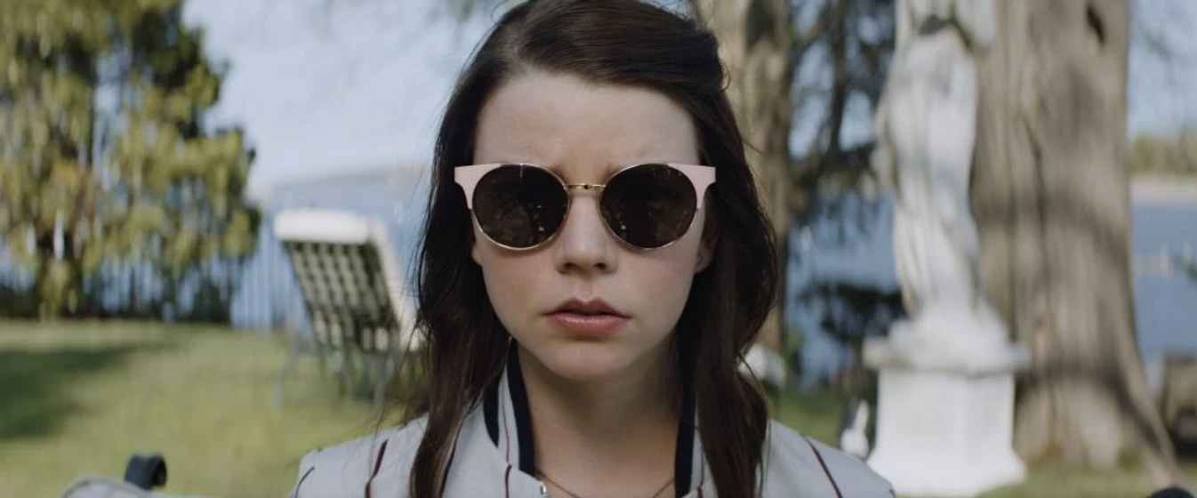 Anya Taylor-Joy en purasangre