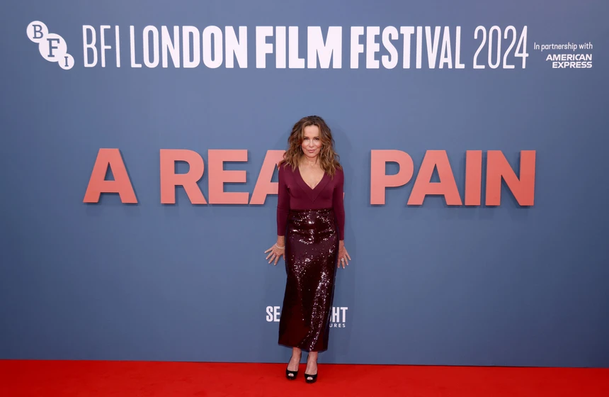 Jennifer Grey en a-real-pain (BFI (Octubre de 2024))
