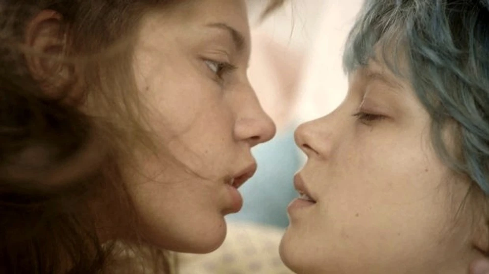 Léa Seydoux y Adèle Exarchopoulos en La Vida de Adèle