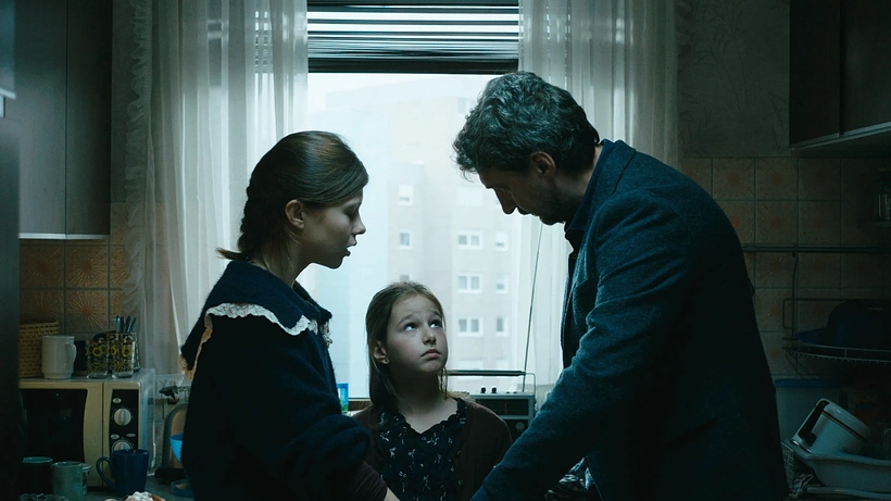 Imagen de February, Seven Days