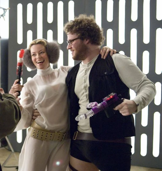 Elizabeth Banks y Seth Rogen en hacemos-una-porno