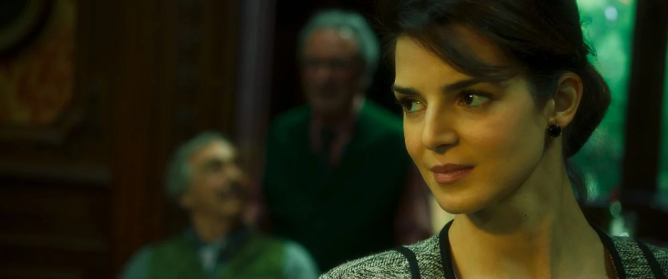 Clara Lago en el-cuento-de-las-comadrejas