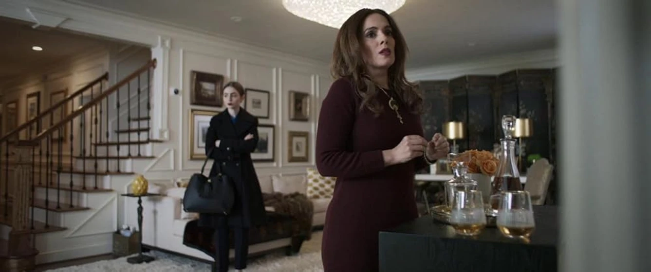 Lily Collins y Christina DeRosa en la-herencia-2020