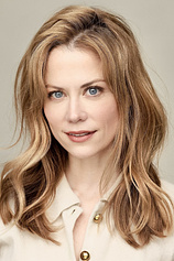 picture of actor Claire Coffee