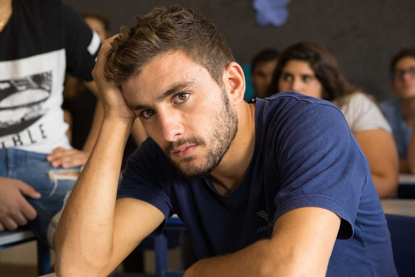 Asher Lax en Aprendiendo a Vivir