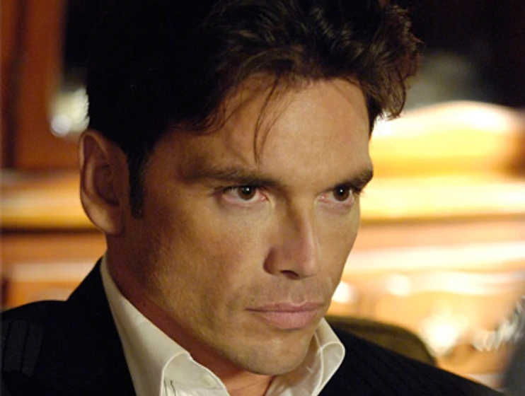 Jason Gedrick en Chica Lista