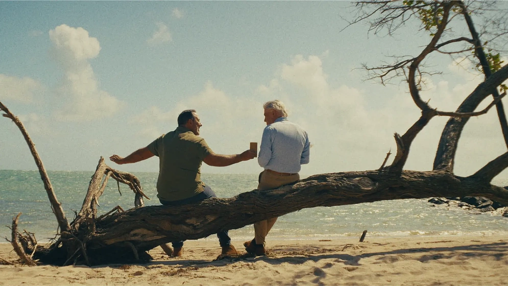 Imagen de el-viejo-y-la-cotorra