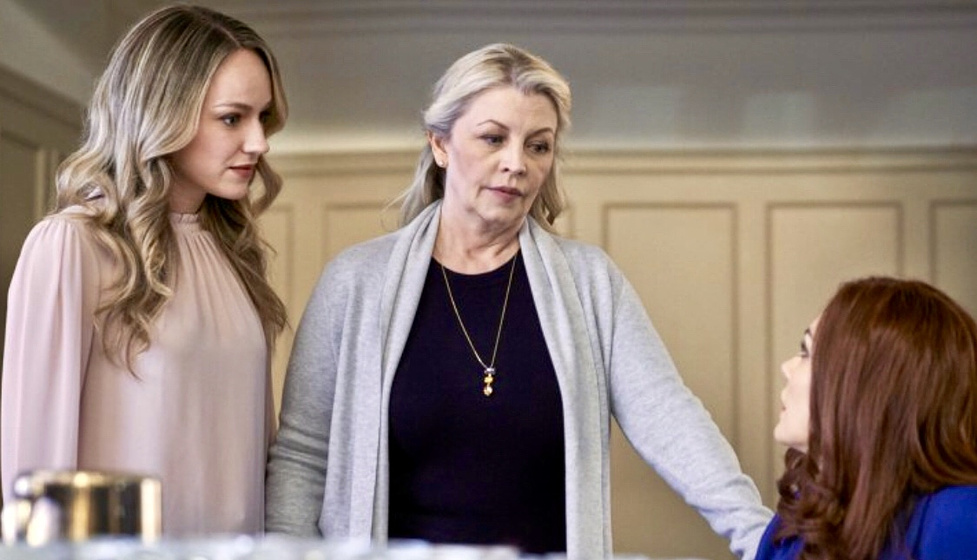 Taylor Cole, Alyson Walker y Debra Donohue en Testigo Silencioso