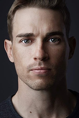 photo of person DeVille Vannik