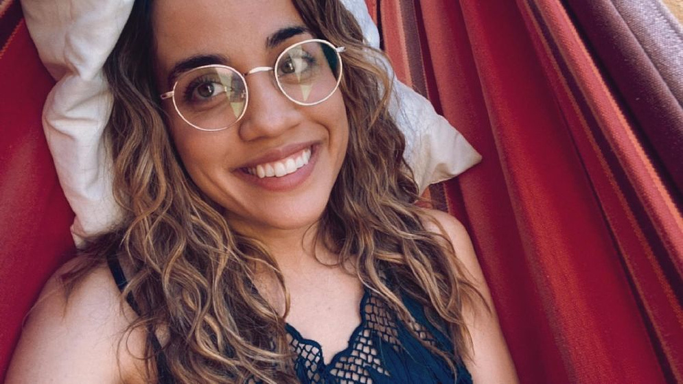 Natalie Morales en Language Lessons