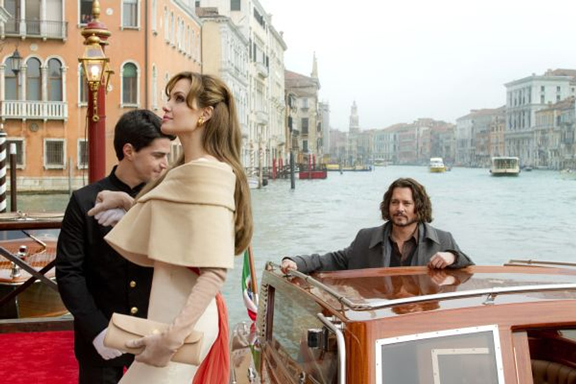 Johnny Depp y Angelina Jolie en The Tourist