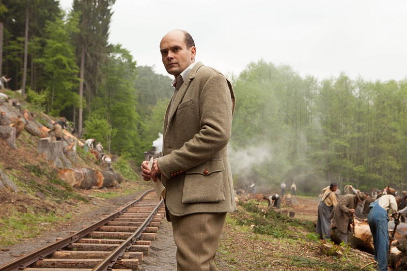 David Dencik en Serena