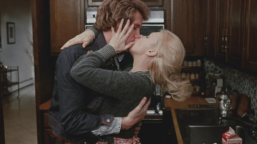 Jennifer Welles en Confessions of a Young American Housewife