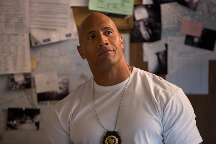 Dwayne Johnson en asalto-al-furgon-blindado