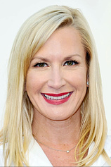 picture of actor Angela Kinsey