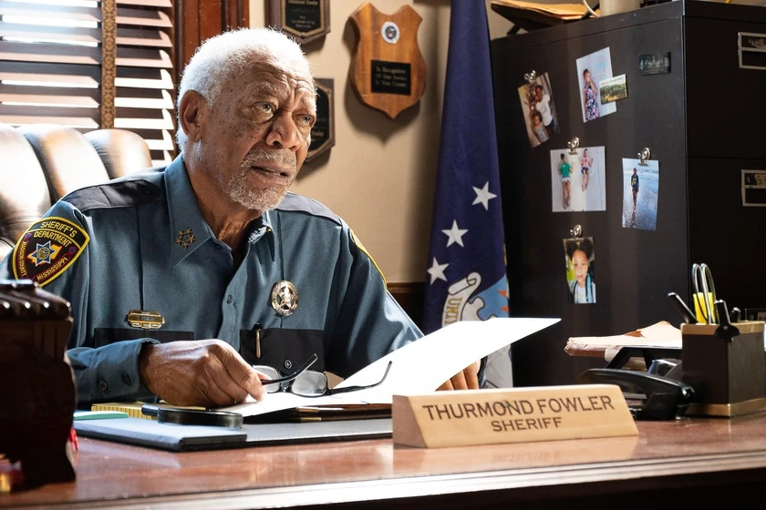 Morgan Freeman en la-sombra-del-crimen