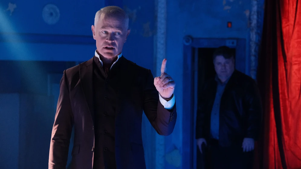 Neal McDonough en the-shift-el-gran-cambio