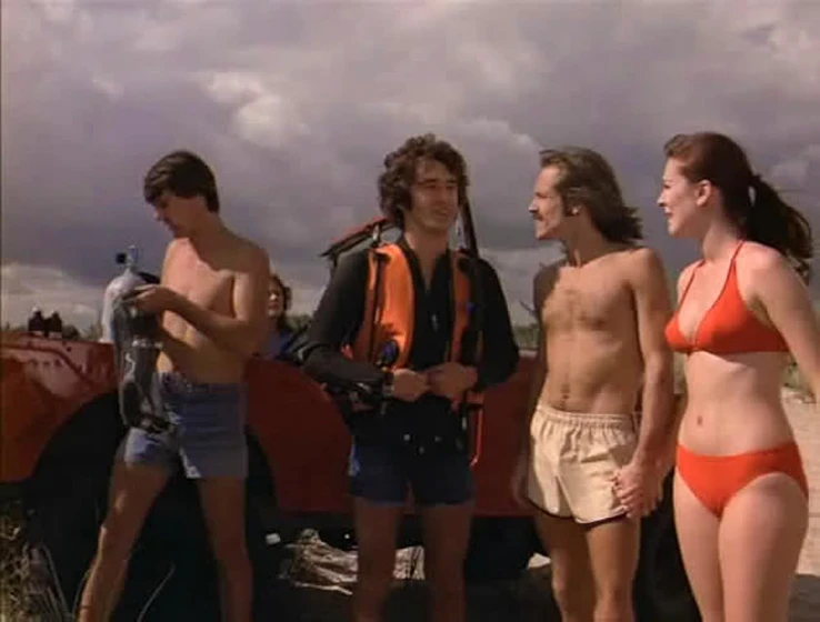 Wayne Crawford y Roberta Leighton en barracuda