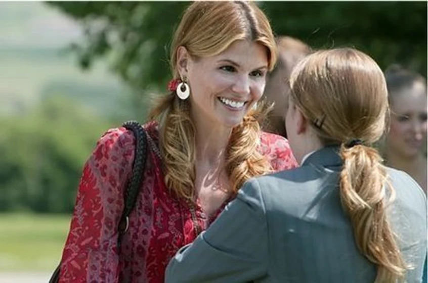 Lori Loughlin en la-leyenda-de-moondance-alexander