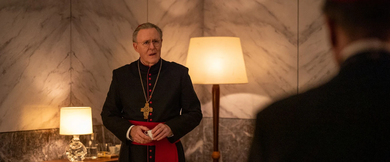 John Lithgow en conclave