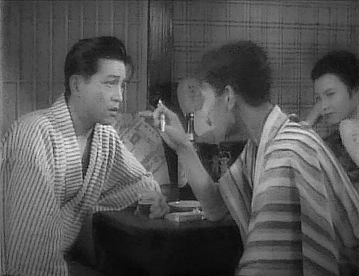 Imagen de cinco-hombres-en-el-circo