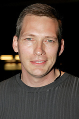 picture of actor Darren E. Burrows