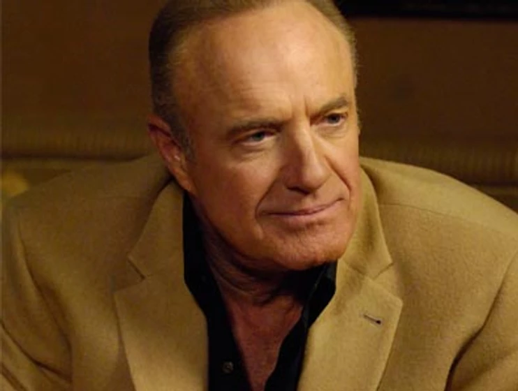 James Caan en Chica Lista