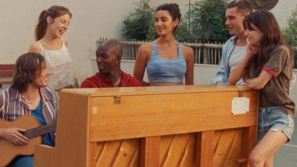 Noée Abita, Alassane Diong, Arcadi Radeff y Nina Zem en Eternal Playground