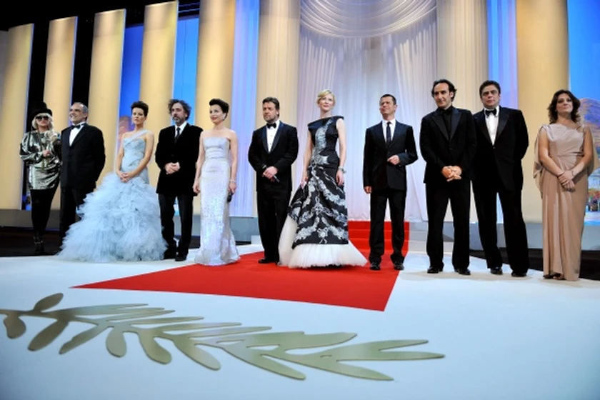 Tim Burton, Cate Blanchett, Russell Crowe, Benicio Del Toro y Kate Beckinsale en robin-hood-2010 (Premiere Cannes 2010)