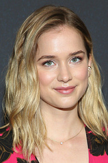 picture of actor Elizabeth Lail