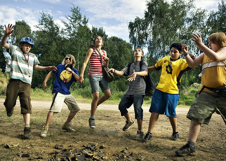 Manuel Steitz, Nicolas Schinseck, Leonie Tepe, David Hürten, Javidan Imani y Robin Walter en los-cocodrilos