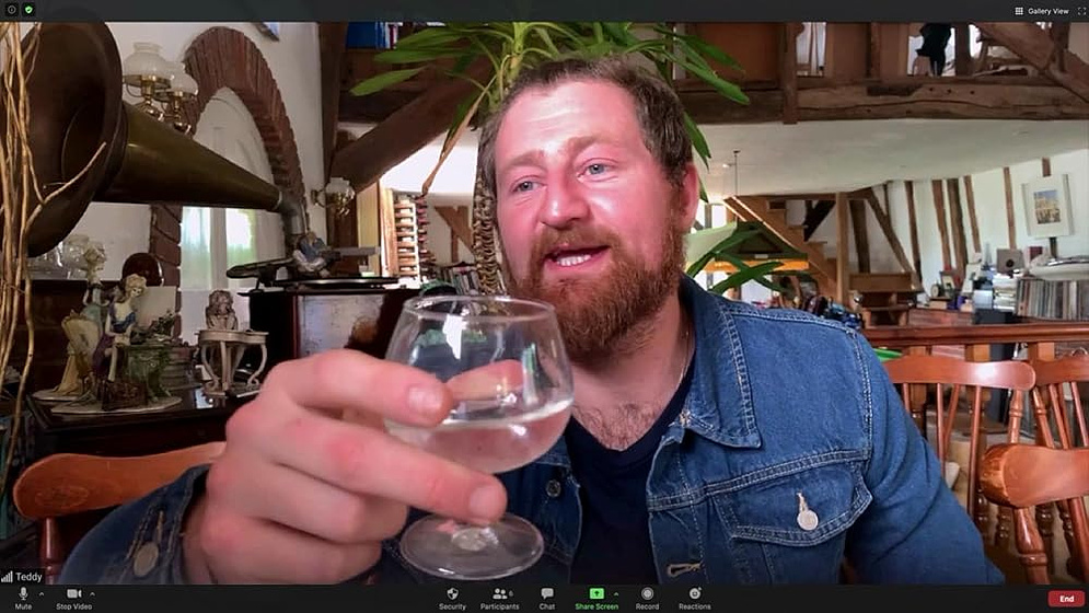 Edward Linard en host