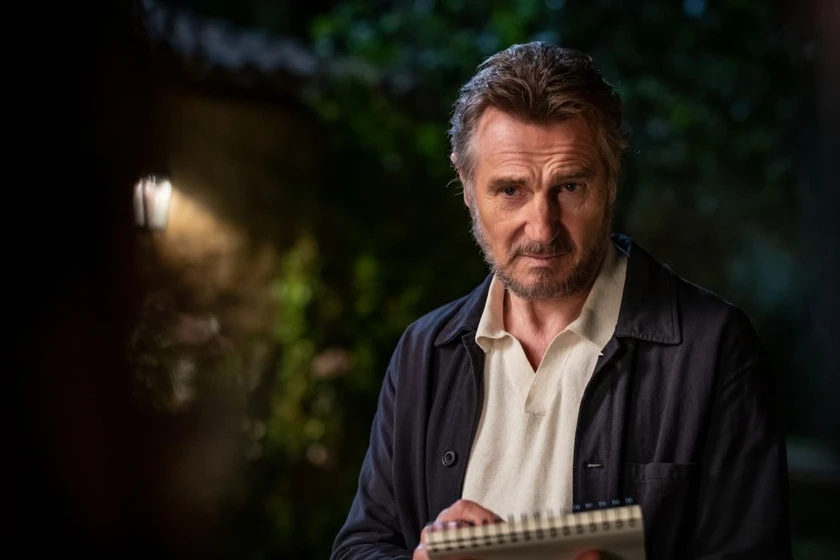 Liam Neeson en una-villa-en-la-toscana