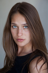 photo of person Lola Kirke