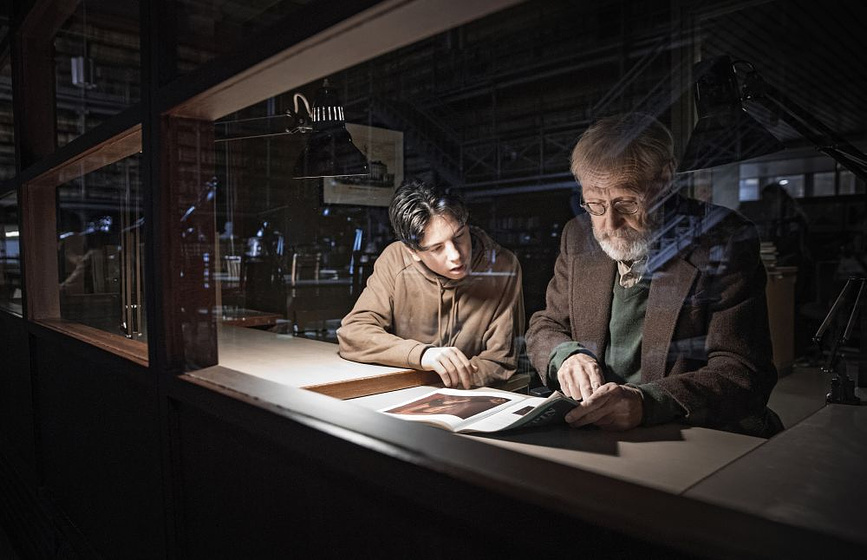 Heikki Nousiainen y Amos Brotherus en El Artista Anónimo