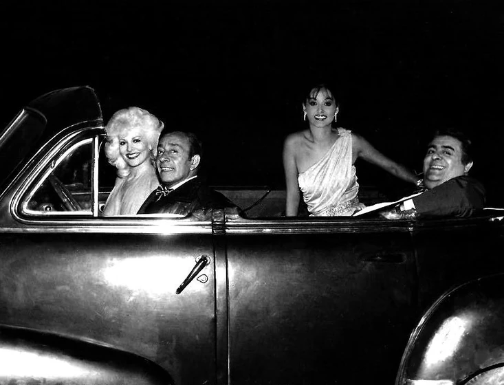 Alberto Olmedo, Jorge Porcel, Susana Traverso y Luisa Albinoni en los-extraterrestres-monguito-e-t-argentino (Rodaje)