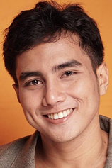 picture of actor Mikhael Padua
