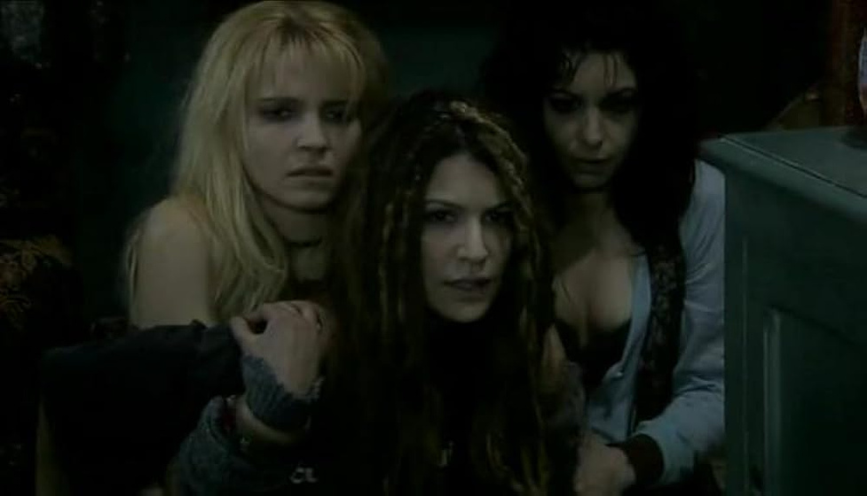 Vicky Harris, Jenny Kitseli y Arhontissa Mavrakaki en the-zero-years