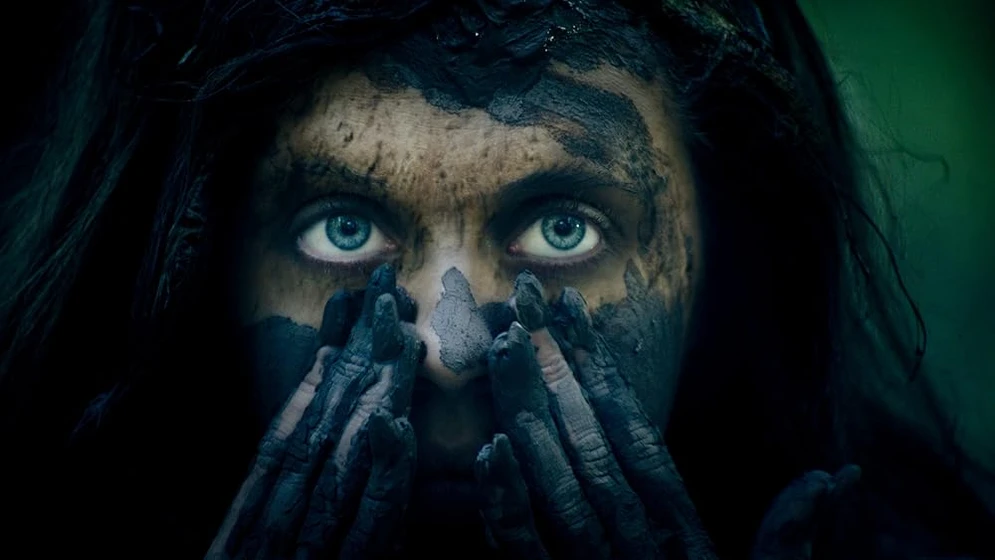 Bel Powley en wildling