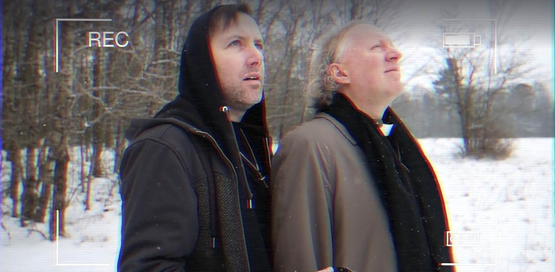 Jeff Kirkendall y Ryan Dalton en Noah's Shark