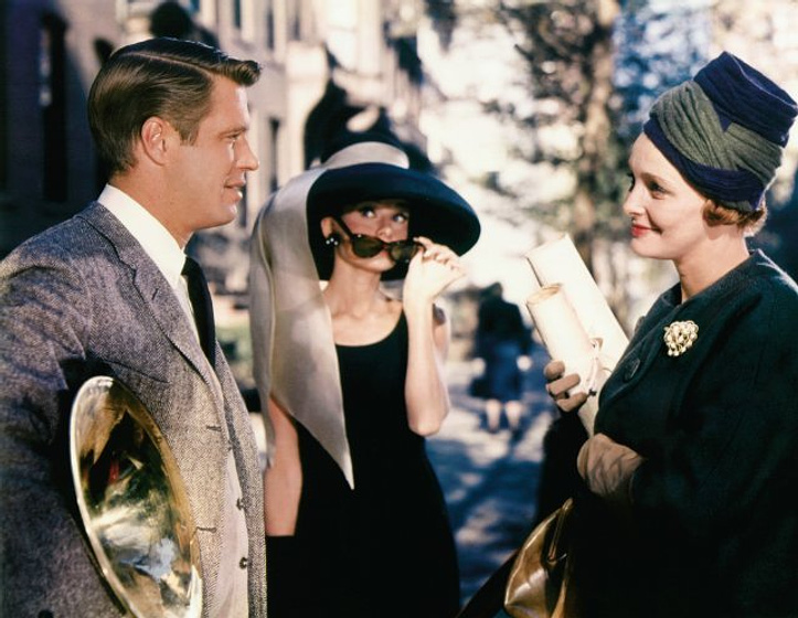 Audrey Hepburn, George Peppard y Patricia Neal en Desayuno con diamantes