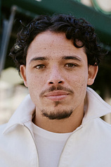 photo of person Anthony Ramos