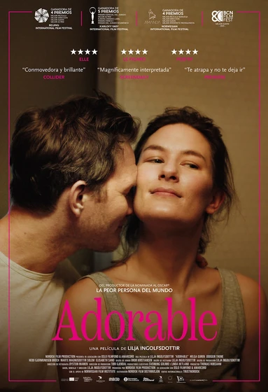 Imagen de adorable (Cartel español)