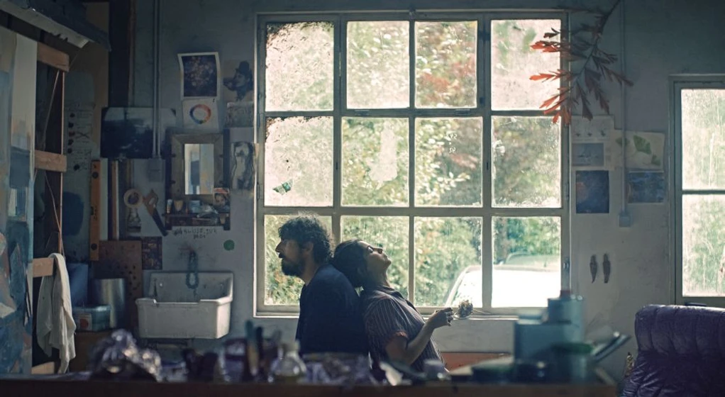 Leïla Bekhti y Damien Bonnard en un-amor-intranquilo
