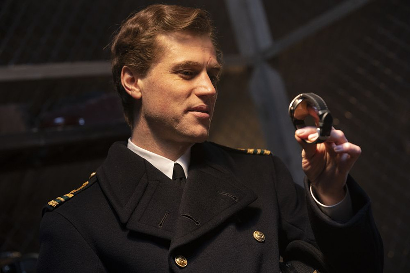 Johnny Flynn en El Arma del Engaño
