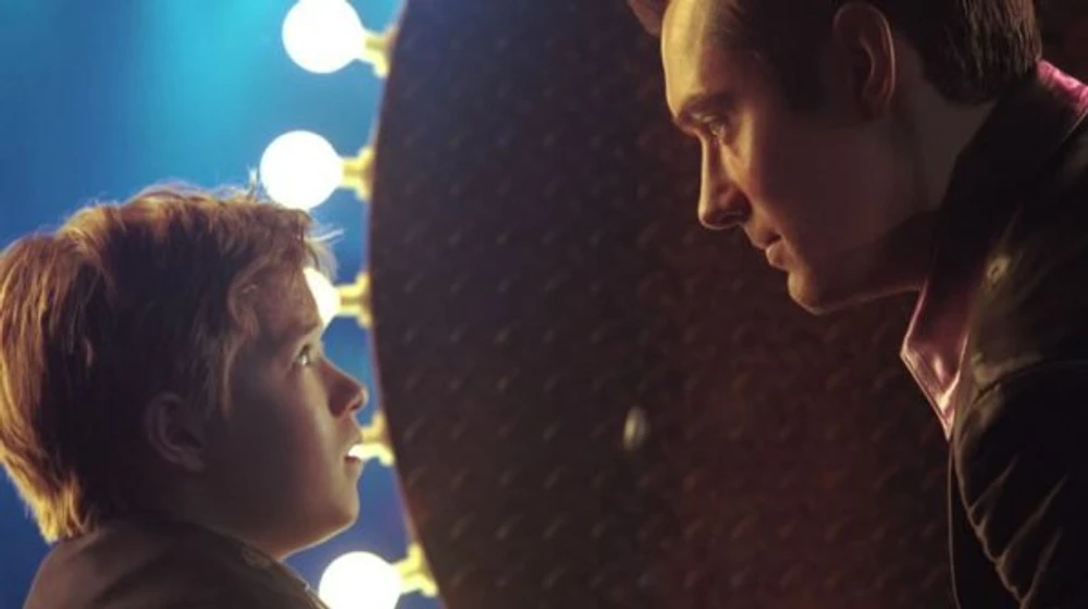 Jude Law y Haley Joel Osment en a-i-inteligencia-artificial
