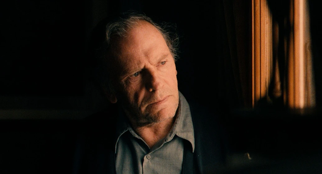 Jean-Louis Trintignant en tres-colores-rojo