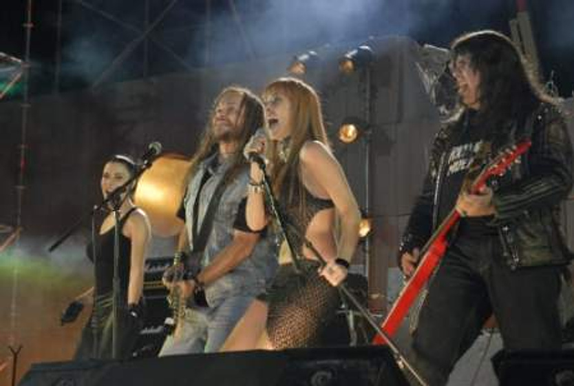 Santiago Segura, Kira Miró y Florentino Fernández en Isi & Disi, Alto Voltaje