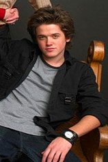 picture of actor Justin Bradley