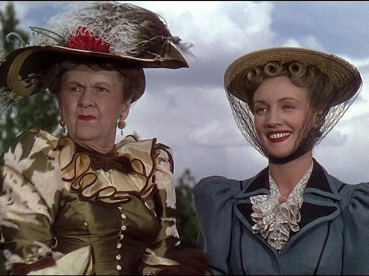 Clara Blandick y Jan Wiley en La Dama de la Frontera